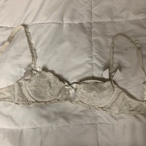 Victoria’s Secret Push up Balconet Bra